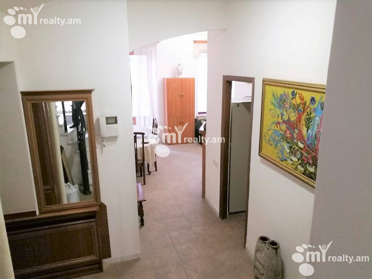 4 bedroom apartment for rent Ghazar Parpetsi St, Center Yerevan, 124054