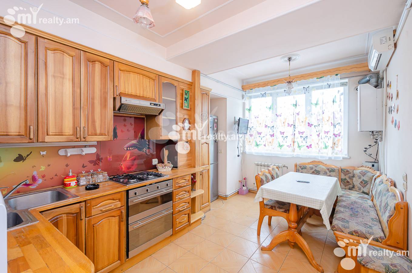 3 bedroom apartment for sale Kajaznuni St, Center Yerevan, 151451