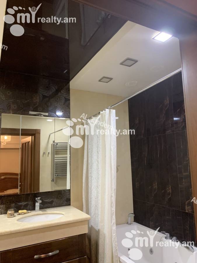 5 սենյականոց բնակարան վարձով Չարենցի փող, Կենտրոն Երևան, 155865