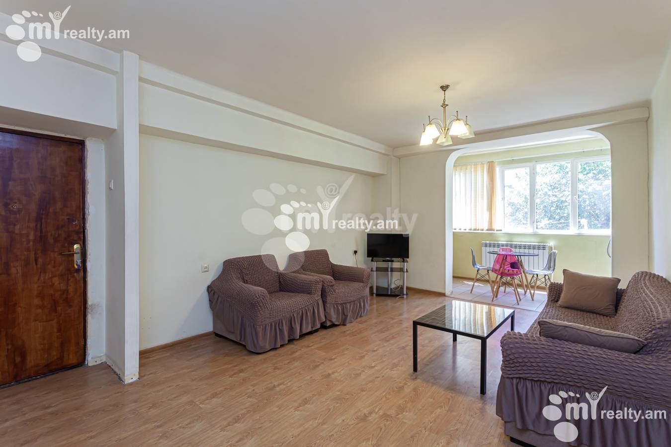 3 bedroom apartment for rent خیابان ماشتوتس, مرکز شهر ایروان, 152063
