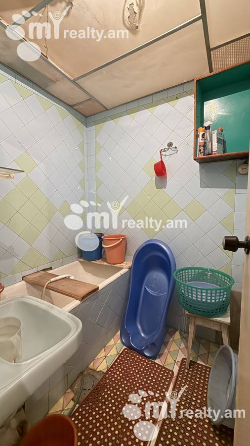 4 սենյականոց բնակարան  Լեփսիուսի   փող, Քանաքեռ-Զեյթուն Երևան, 158770