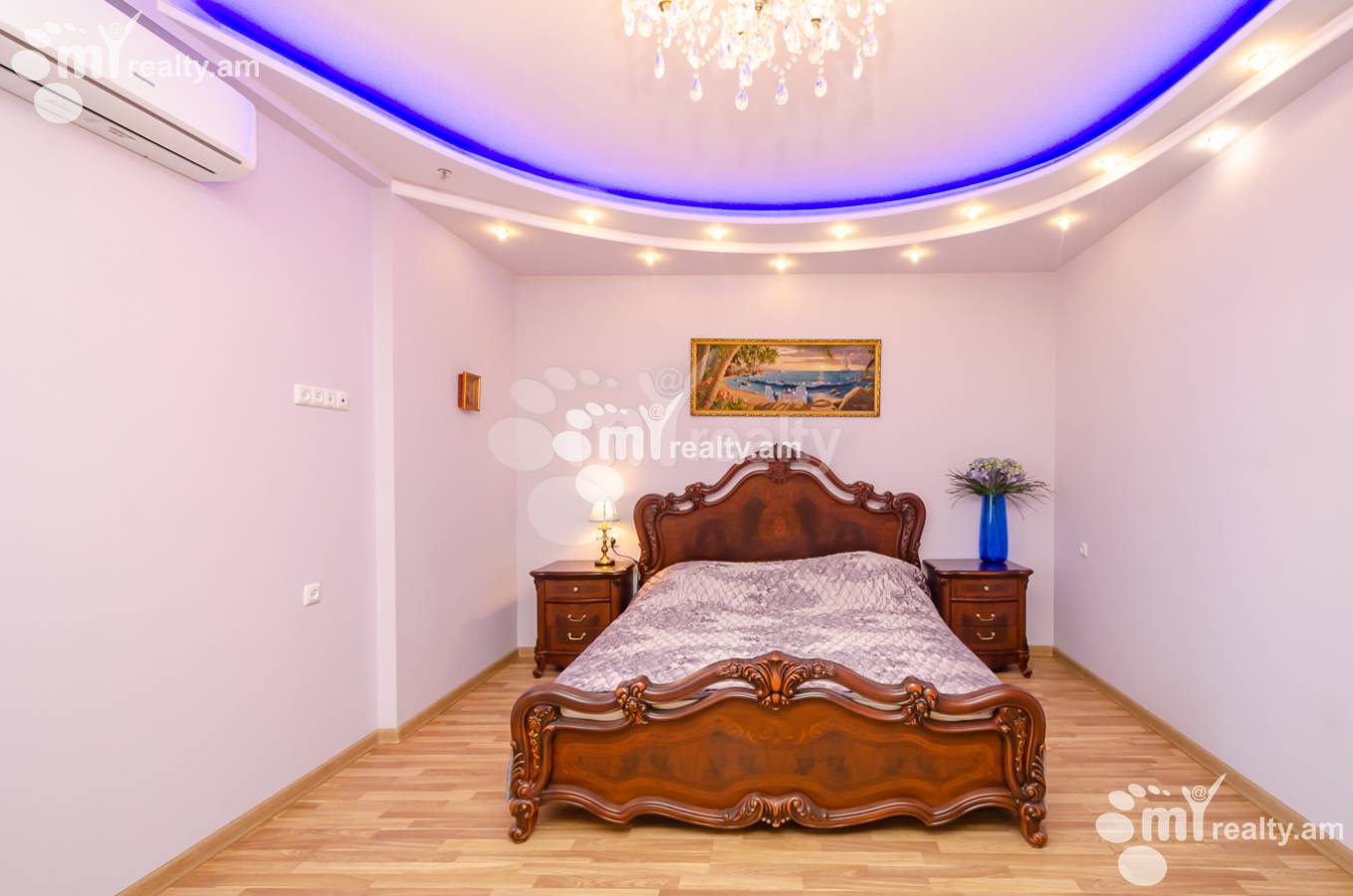 Снять 4 комнатную квартиру Арам ул, Центр Ереван, 152910