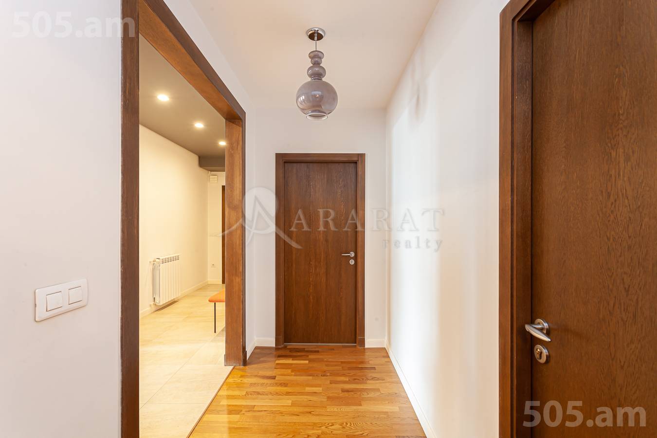 4 սենյականոց բնակարան  Անտառային փող, Կենտրոն Երևան, 154416