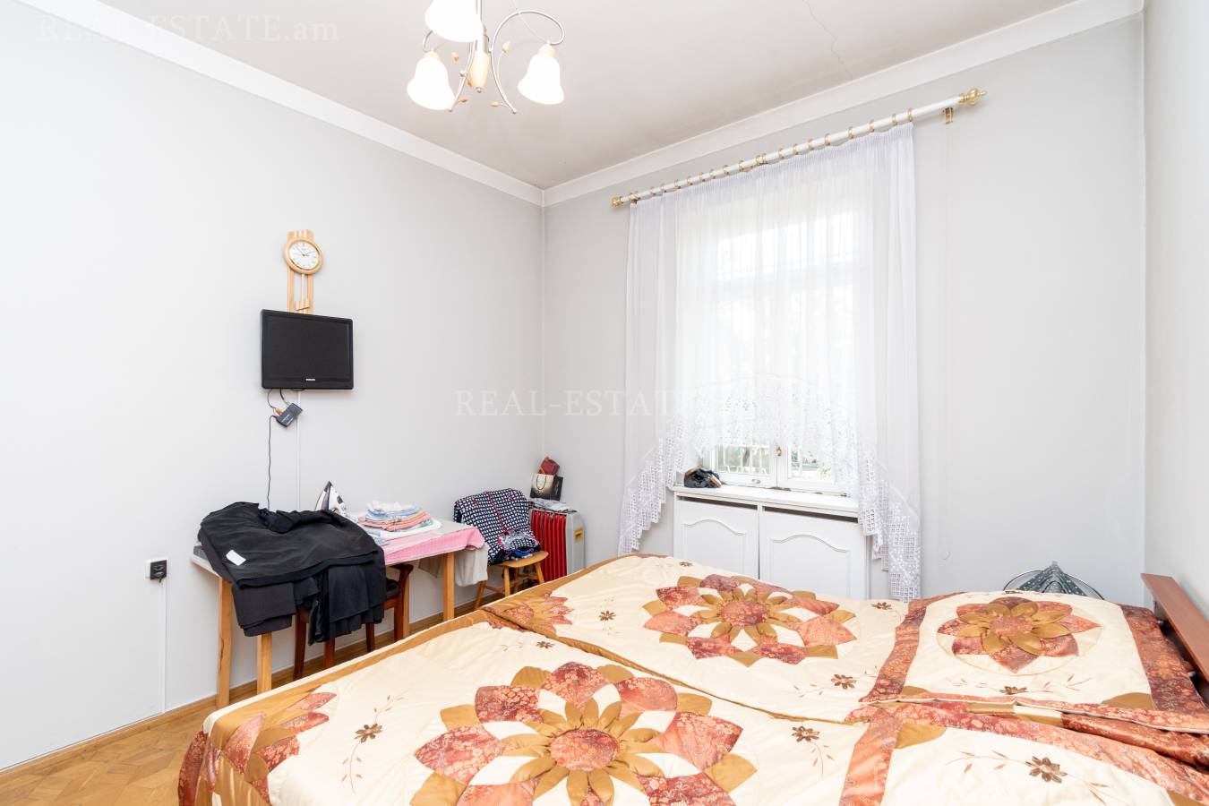 House for sale خیابان اِرزنکیان, عربگیر ایروان, 131697