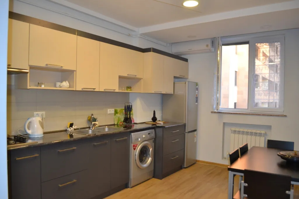 2 bedroom apartment for rent خیابان ساریان, مرکز شهر ایروان, 157334