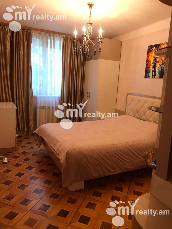 Снять 4 комнатную квартиру Д. Демирчян ул, Центр Ереван, 156693