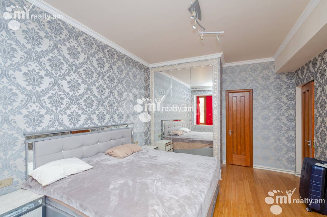 3 bedroom apartment for sale Buzand St, Center Yerevan, 138017