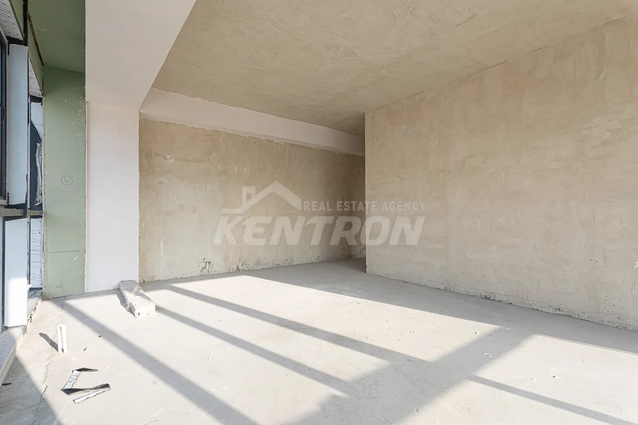 4 bedroom apartment for sale Rostom St, Center Yerevan, 158376