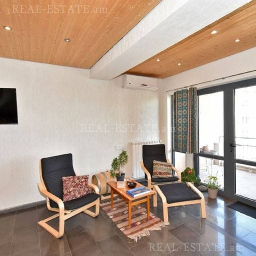 3 bedroom apartment for sale Antarayin St, Center Yerevan, 133237