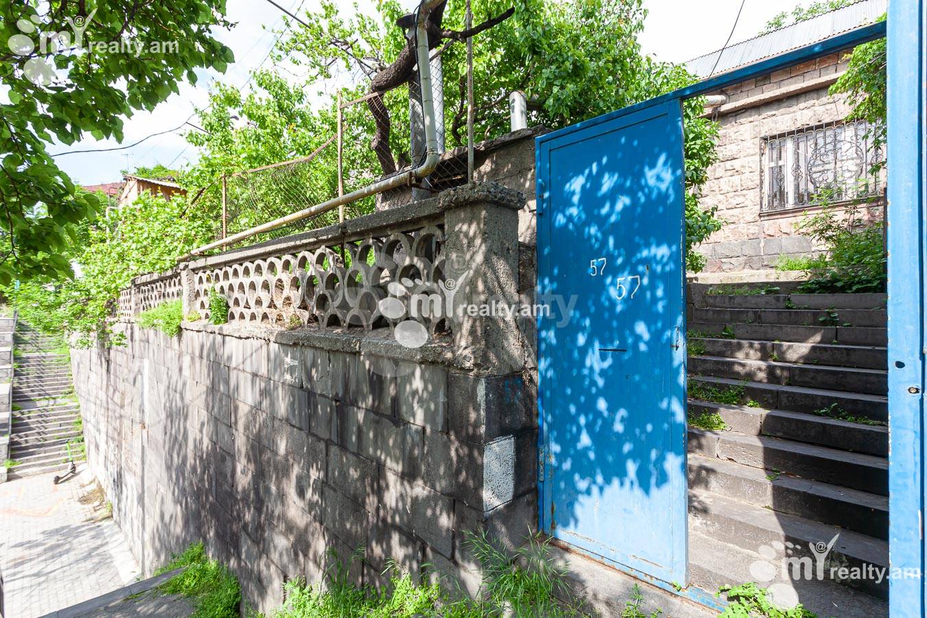 House for sale خیابان چارِنتس, مرکز شهر ایروان, 155334