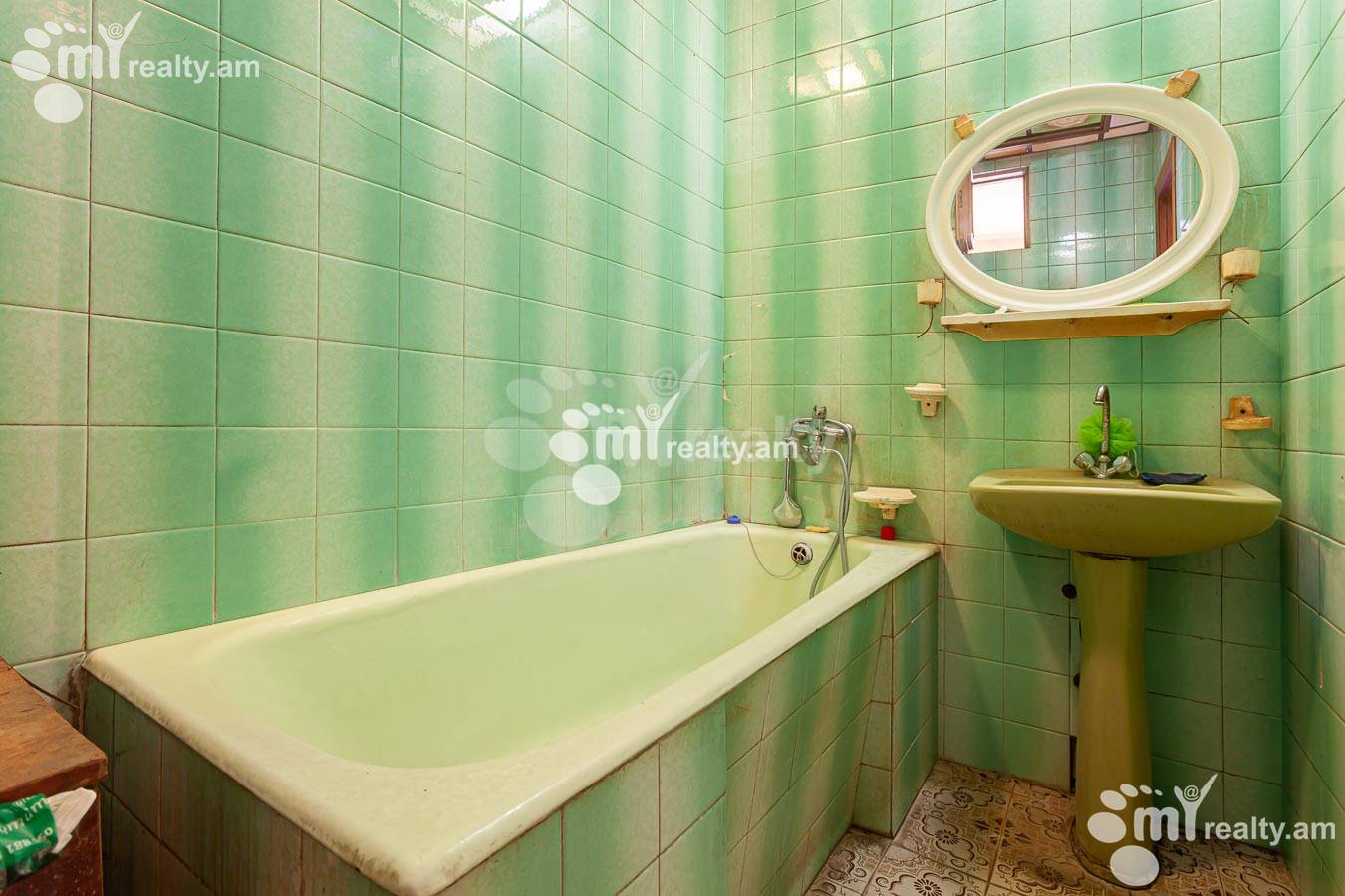 House for sale خیابان چارِنتس, مرکز شهر ایروان, 155334