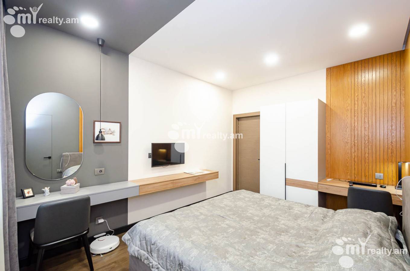 4 bedroom apartment for sale خیابان آرگیشتی, مرکز شهر ایروان, 143934