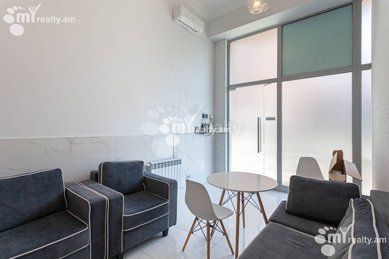 Կոմերցիոն տարածք վարձով Տերյան փող, Կենտրոն Երևան, 153541