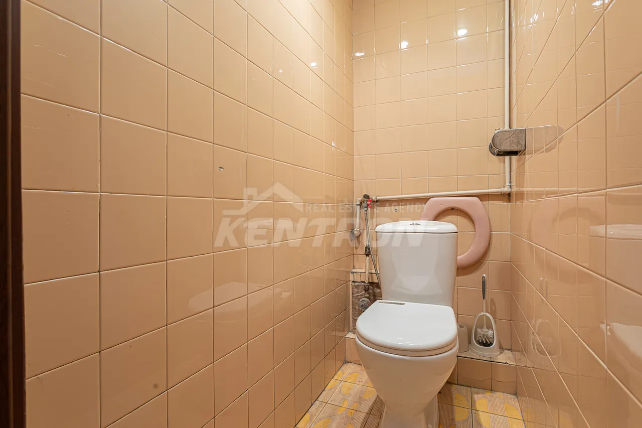 3 bedroom apartment for sale E. Qochar St, Center Yerevan, 157682