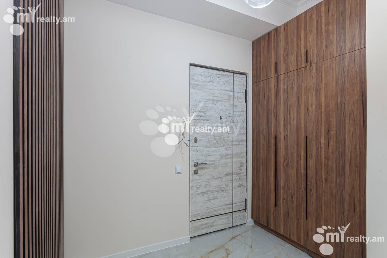 Купить 3 комнатную квартиру К. Улнеци ул., Канакер-Зейтун Ереван, 154008