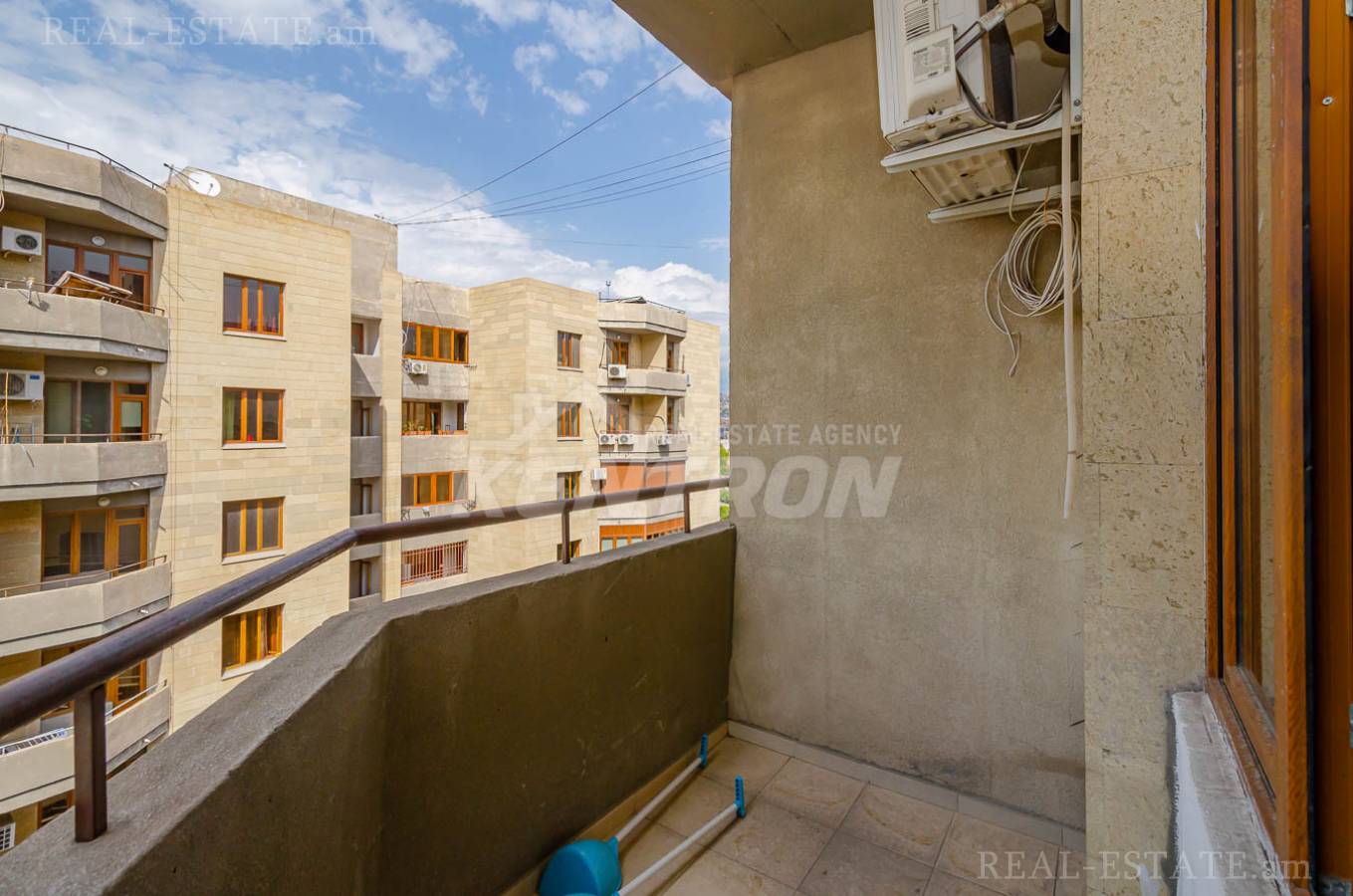 3 bedroom apartment for sale Argishti St, Center Yerevan, 140226
