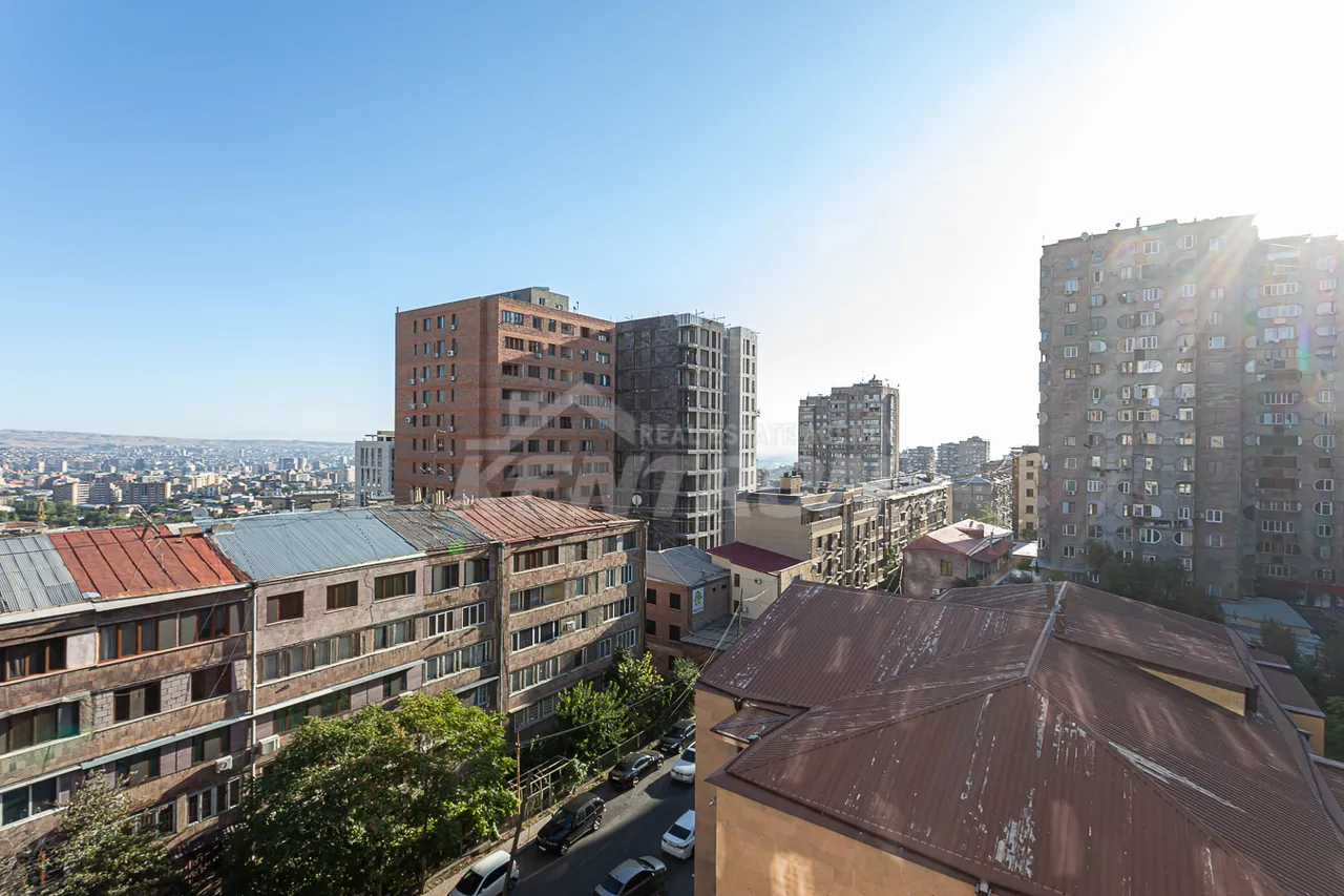 2 bedroom apartment for sale خیابان هامباردزومیان, عربگیر ایروان, 157413