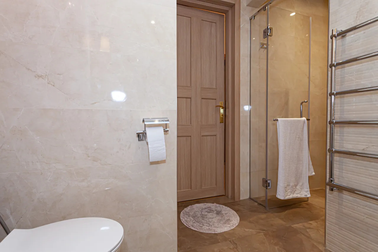 3 bedroom apartment for rent Northern (Hyusisayin)  Ave, Center Yerevan, 158853