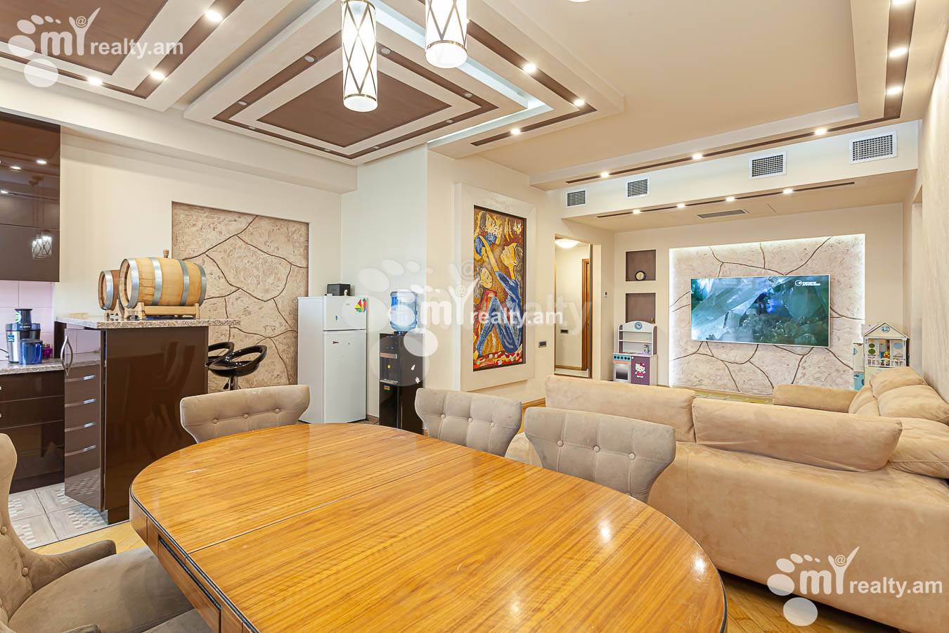 3 bedroom apartment for sale Paronyan St, Center Yerevan, 153346