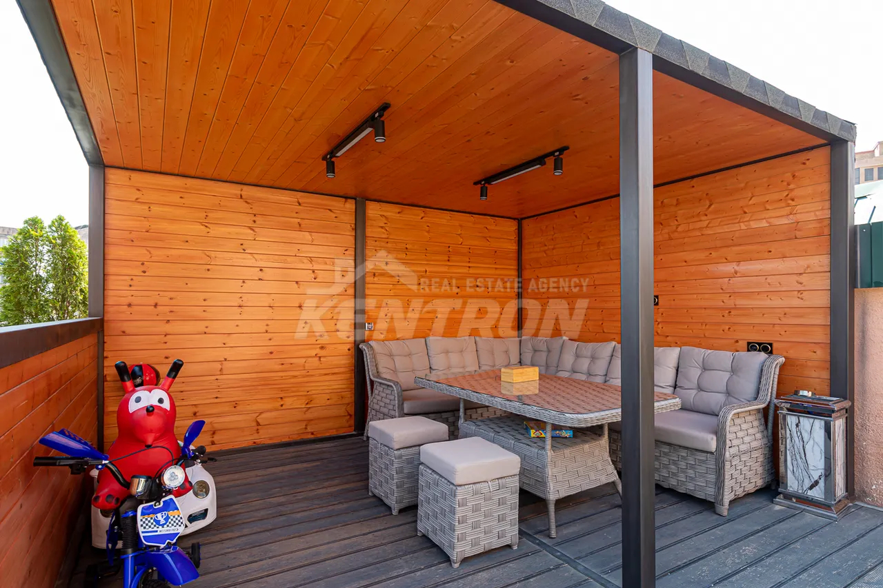 4 bedroom apartment for sale خیابان آدونس, عربگیر ایروان, 159644