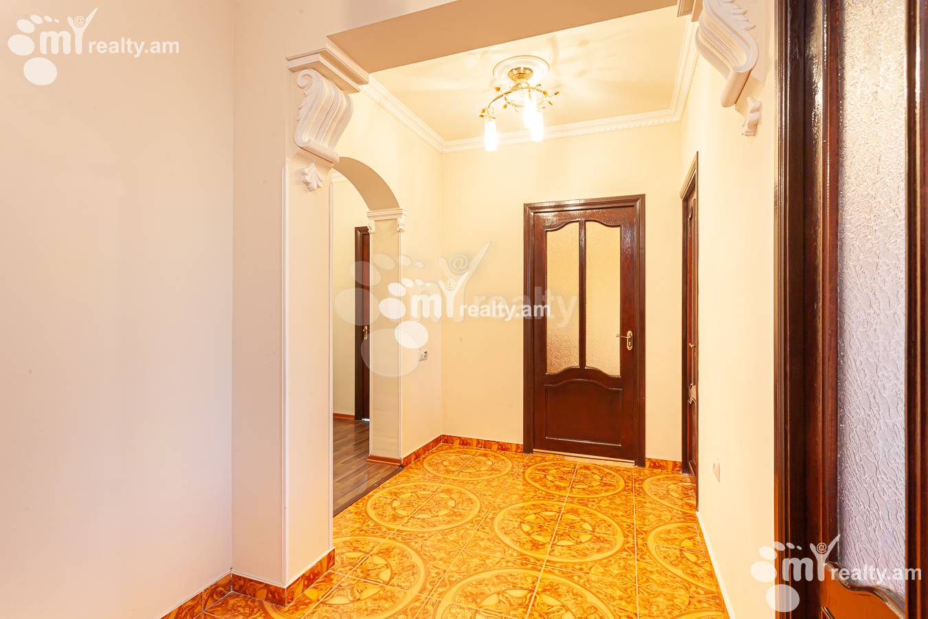4 bedroom apartment for sale K. Ulnetsi St, Kanaqer-Zeytun Yerevan, 155447