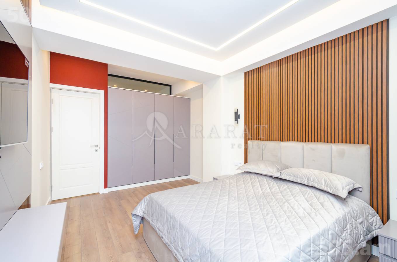 4 bedroom apartment for sale خیابان پارونیان, مرکز شهر ایروان, 150354