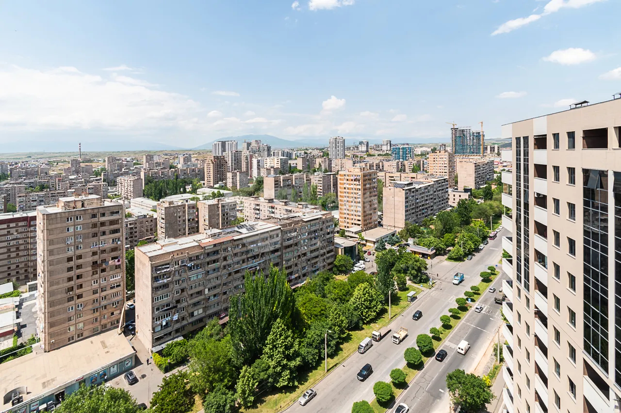 3 bedroom apartment for sale Mikoyan St, Davtachène Yerevan, 160711