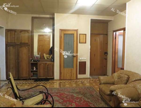 3-senyakanoc-bnakaran-vacharq-Yerevan-Center