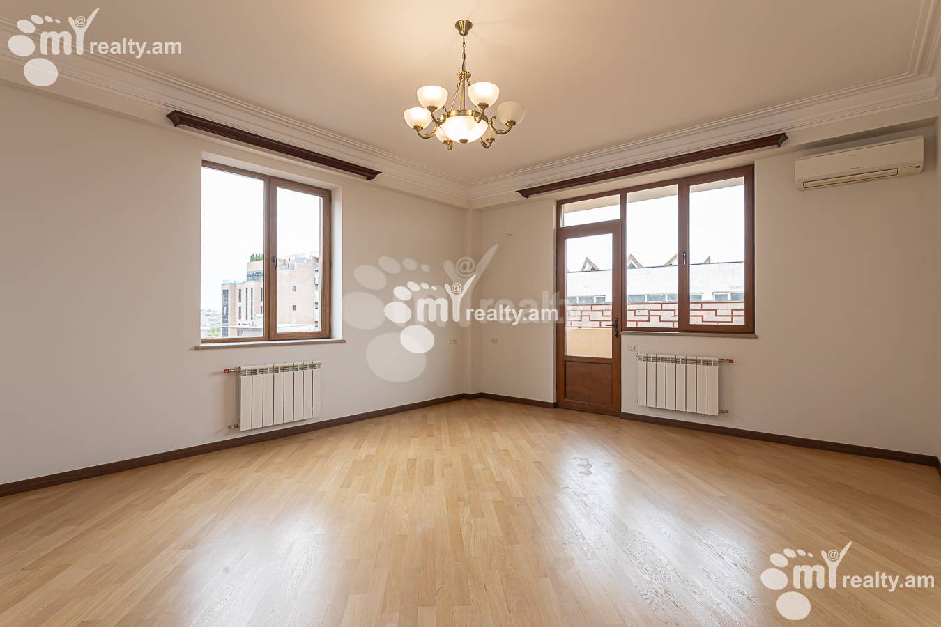 4 bedroom apartment for sale Vardanants St, Center Yerevan, 156904