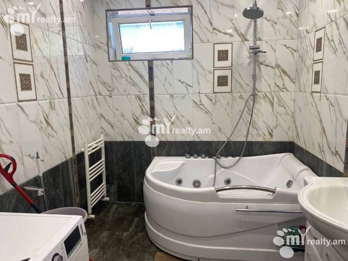 House for sale خیابان 1 نوراگاویت, شِنگاویت ایروان, 156398