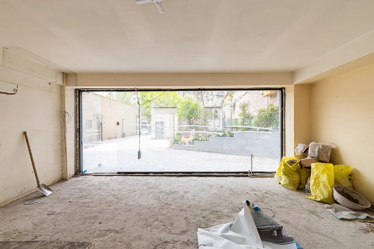 Commercial for rent Tigran Petrosyan St, داوتاشِن ایروان, 160292