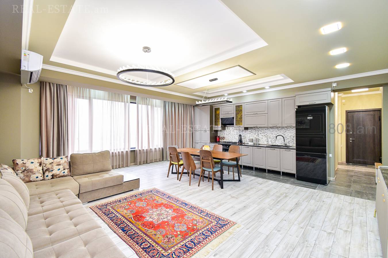 Купить 4 комнатную квартиру Лер. Камсар ул, Центр Ереван, 127317