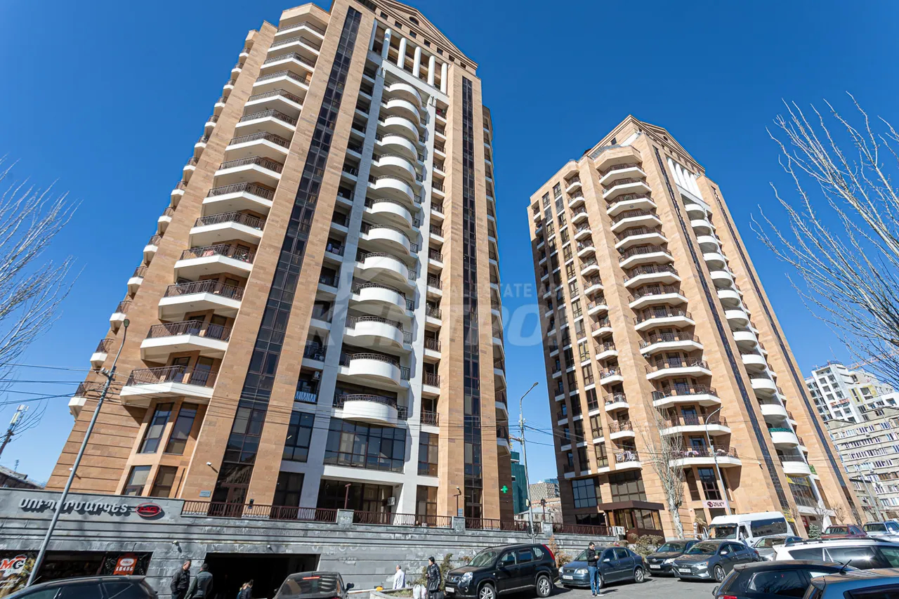 Купить 4 комнатную квартиру Нерсисян ул туп., Канакер-Зейтун Ереван, 159494