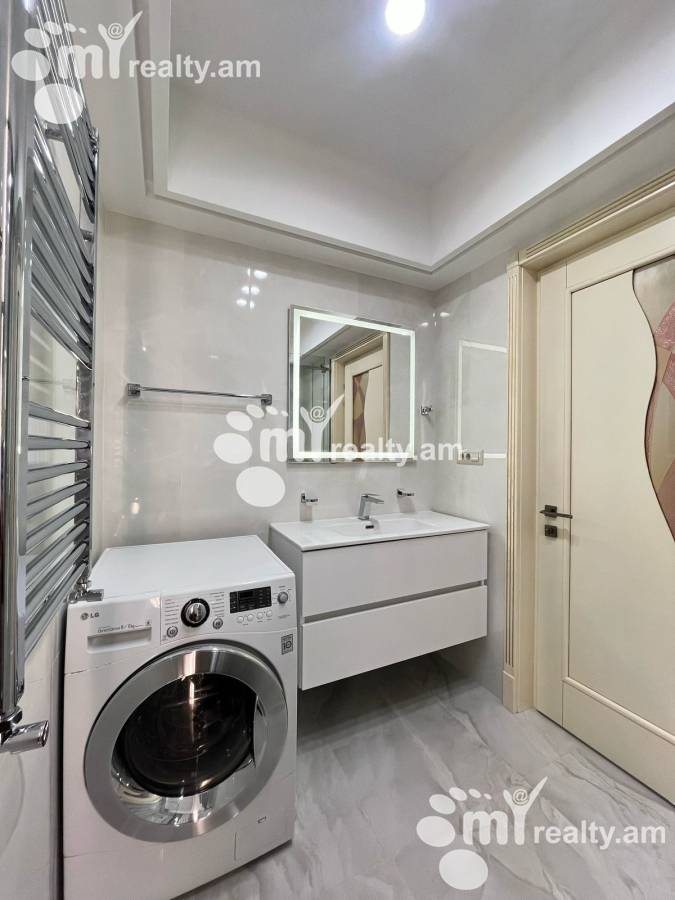 3 bedroom apartment for rent Tsitsernakaberd Highway, Center Yerevan, 156109