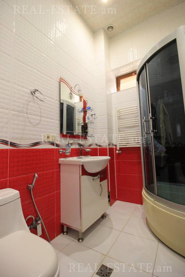 House for sale خیابان زاراف آقبیور, آوان ایروان, 82032