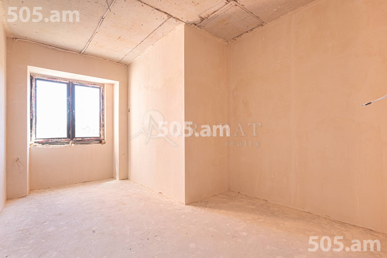 4 սենյականոց բնակարան  Էմինեսկու փող, Քանաքեռ-Զեյթուն Երևան, 157068