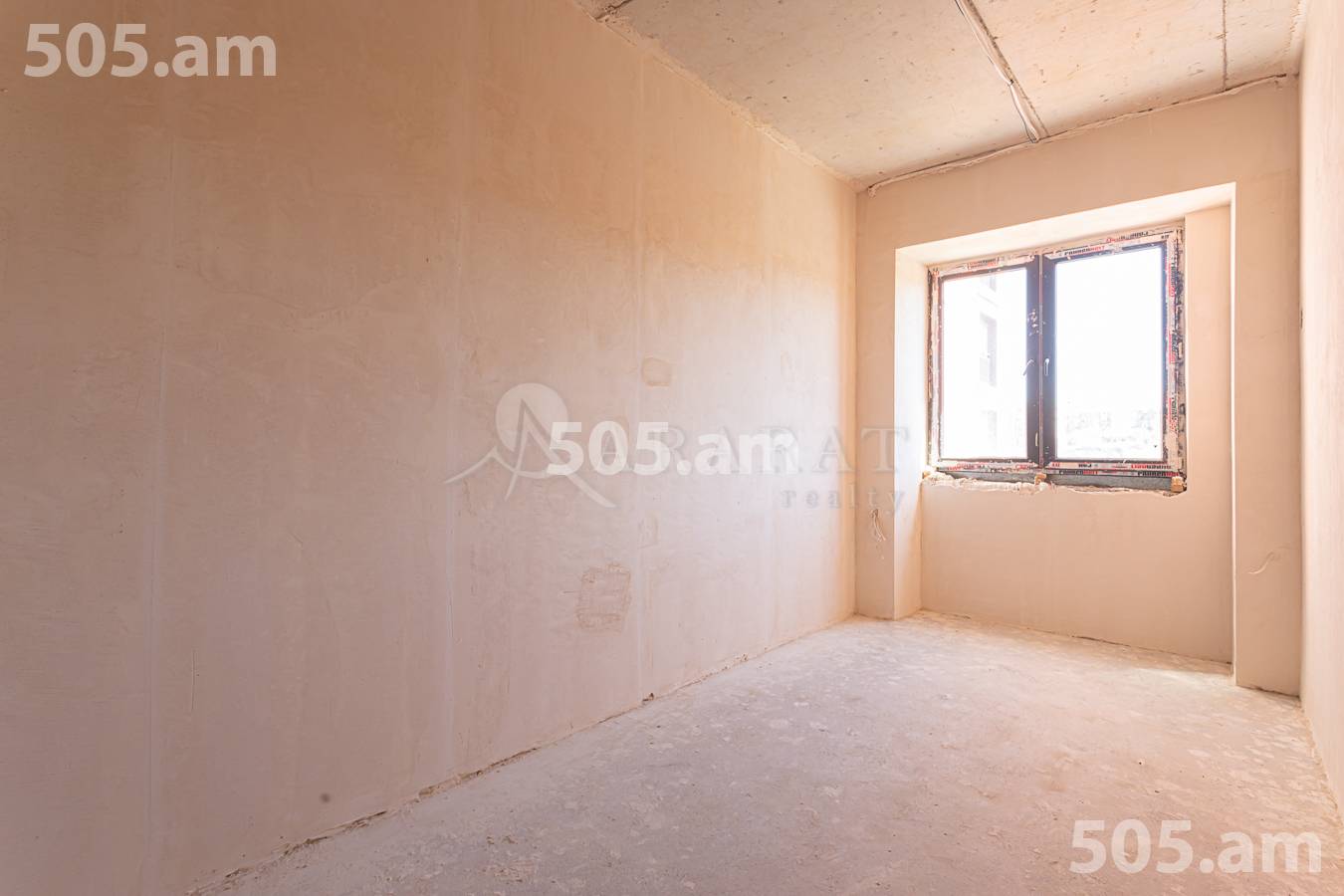 4 սենյականոց բնակարան  Էմինեսկու փող, Քանաքեռ-Զեյթուն Երևան, 157068