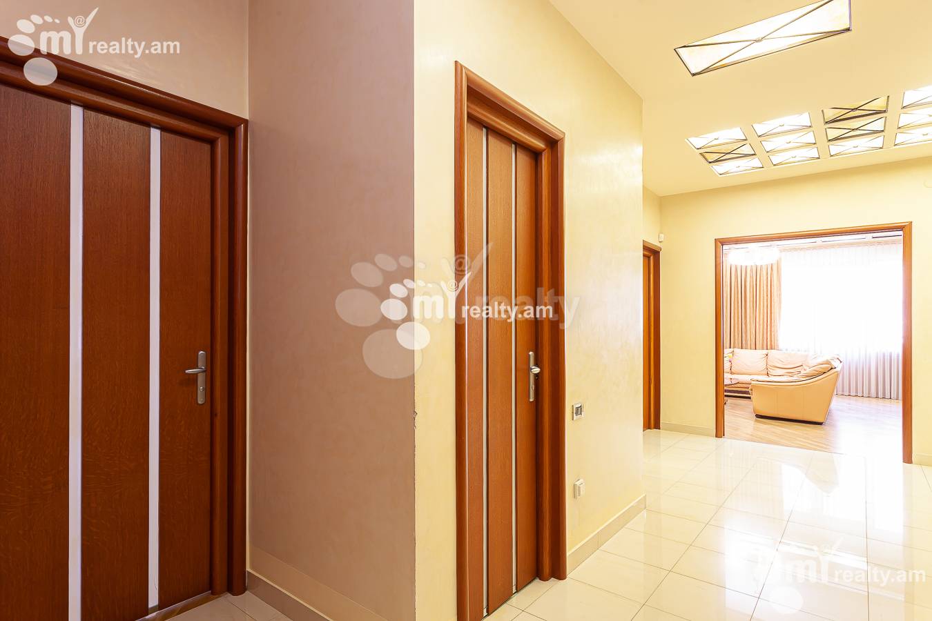 Купить 4 комнатную квартиру Пушкин ул, Центр Ереван, 145795