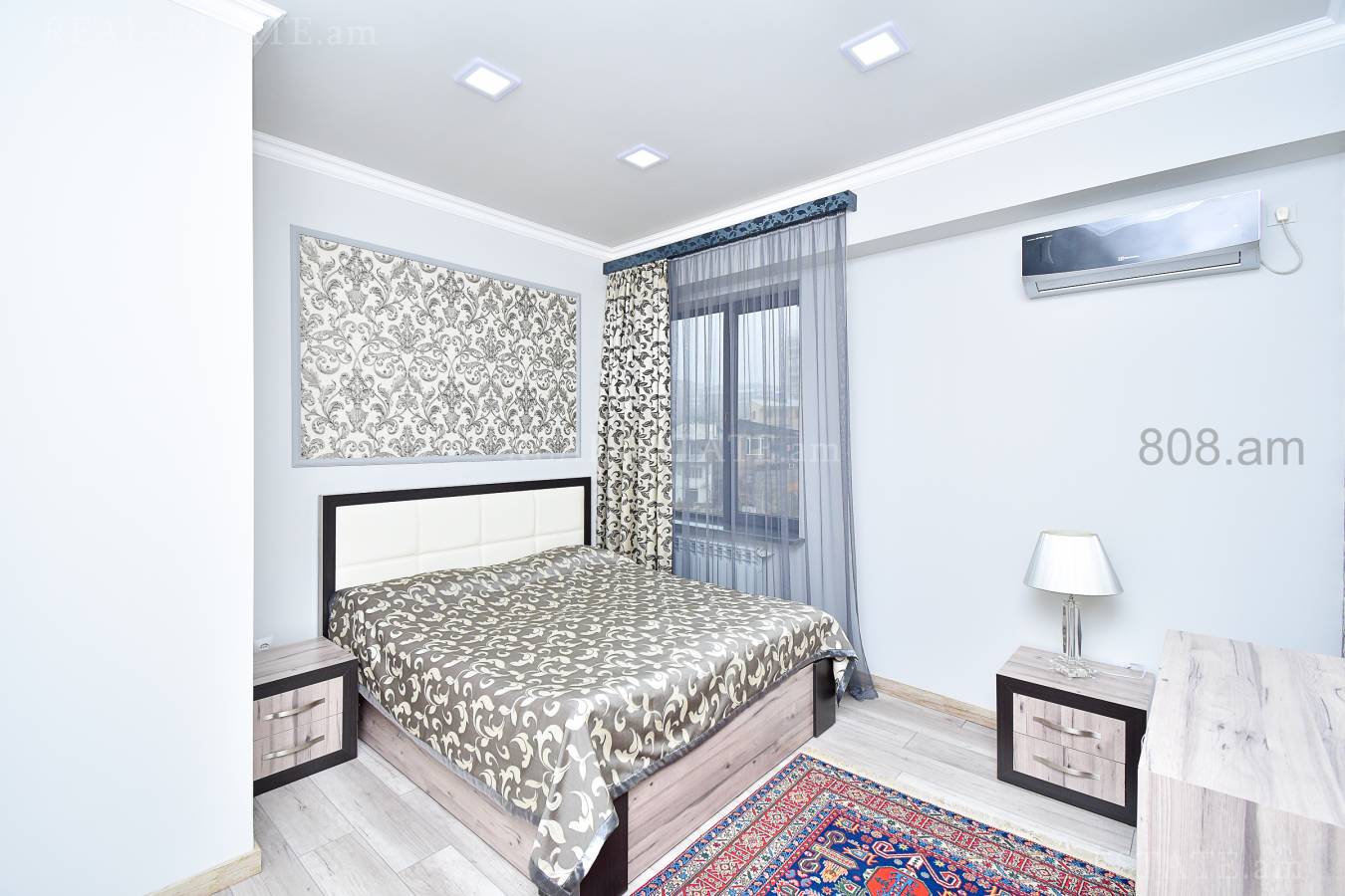 Купить 4 комнатную квартиру Лер. Камсар ул, Центр Ереван, 127317