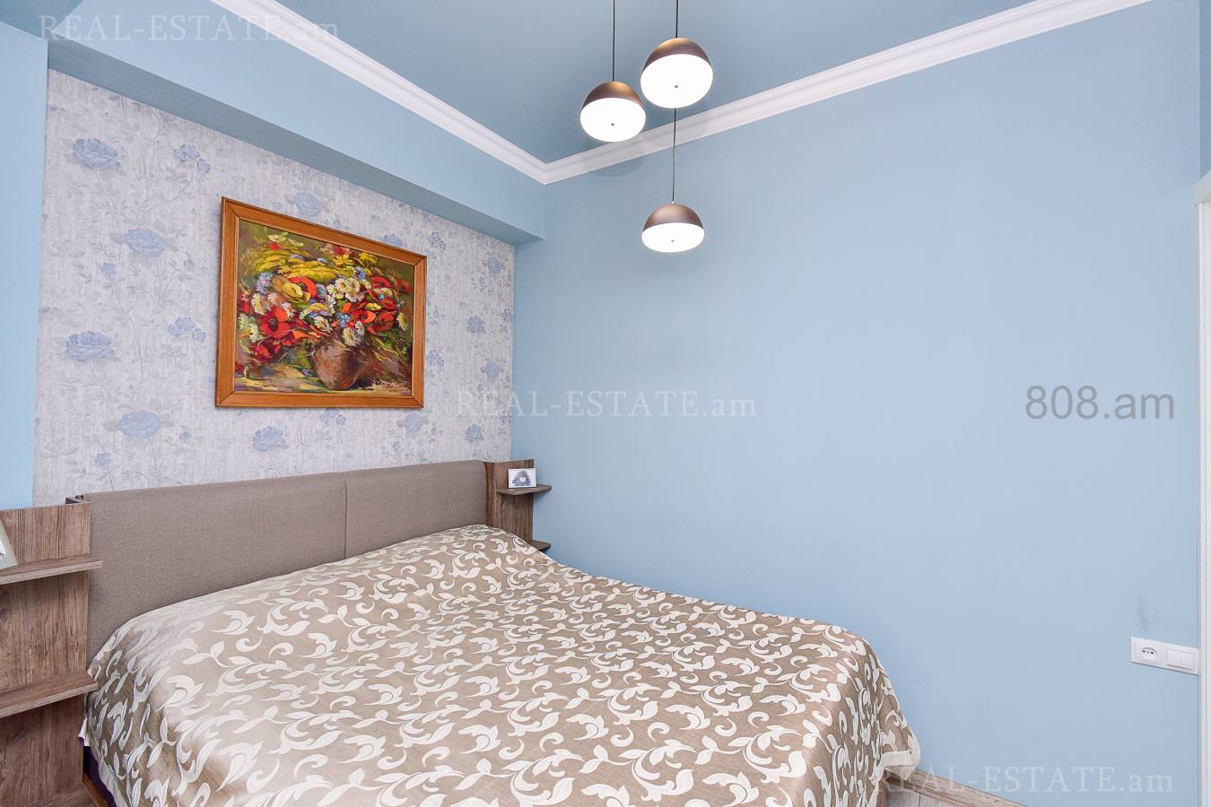 Купить 4 комнатную квартиру Лер. Камсар ул, Центр Ереван, 127317