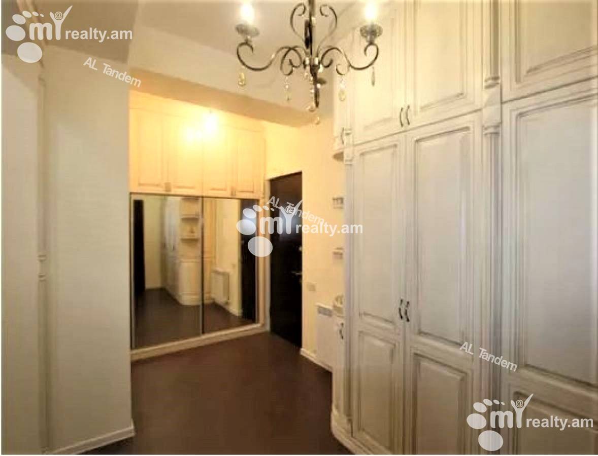 3 սենյականոց բնակարան  Ադոնց փող, Արաբկիր Երևան, 156604