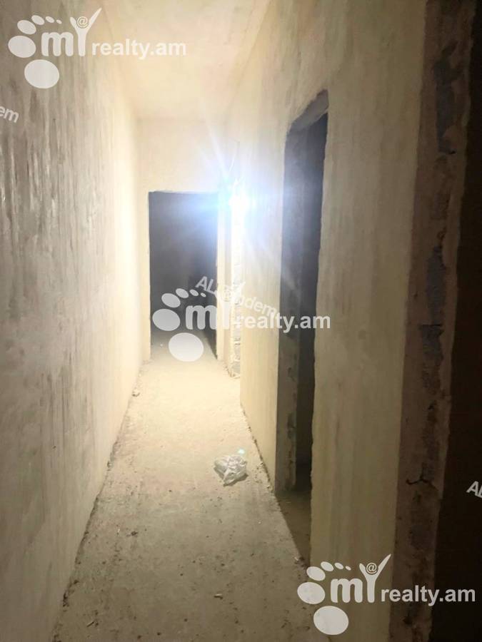 5 սենյականոց բնակարան  Միկոյան փող, Դավթաշեն Երևան, 149053