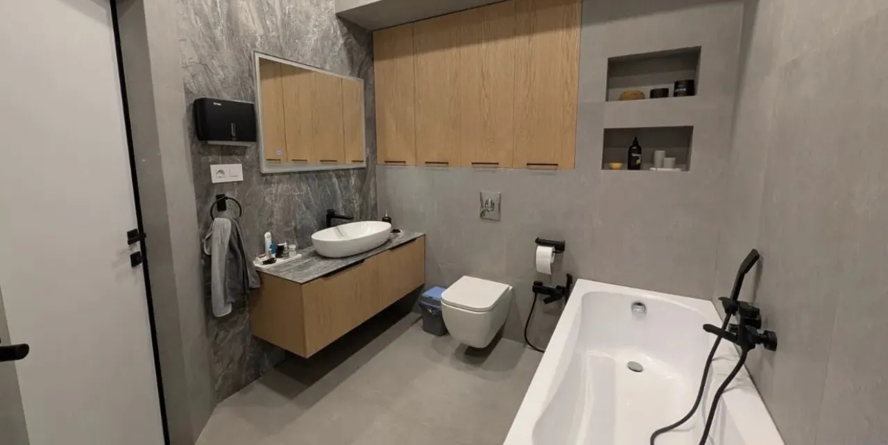 3 սենյականոց բնակարան  Կ. Ուլնեցու փող., Քանաքեռ-Զեյթուն Երևան, 158888