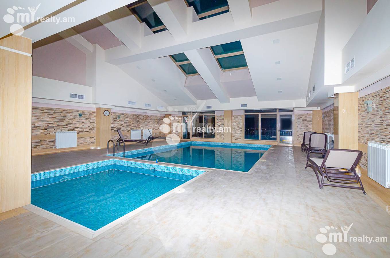 3 bedroom apartment for sale Antarayin St, Center Yerevan, 146939