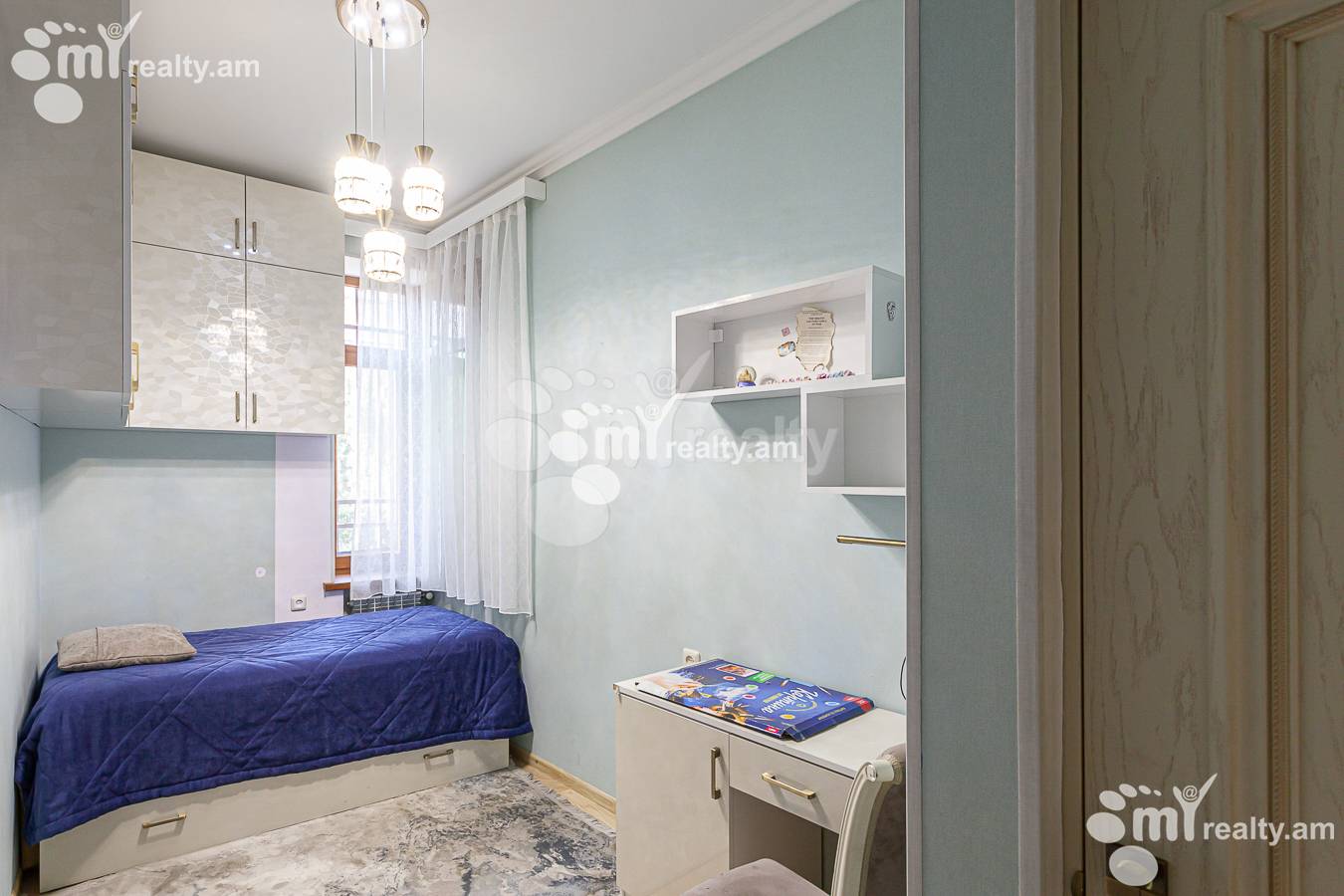3 bedroom apartment for sale Saryan St, Center Yerevan, 149082