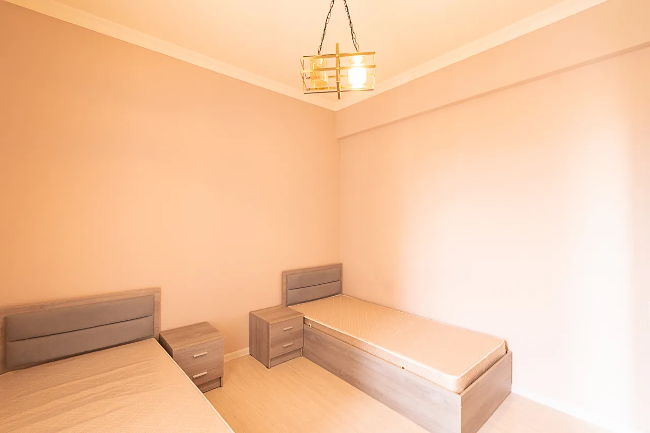3 bedroom apartment for rent Paronyan St, Center Yerevan, 161921