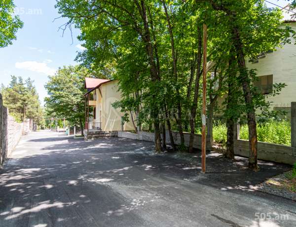 arandznatun-vacharq-Kotayk-Tsaghkadzor