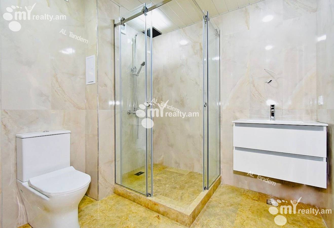 3 bedroom apartment for sale Abovyan St, Center Yerevan, 158491