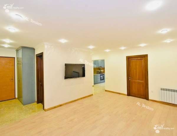 bnakaran/3-senyakanoc/Abovyan+St/Center/Yerevan