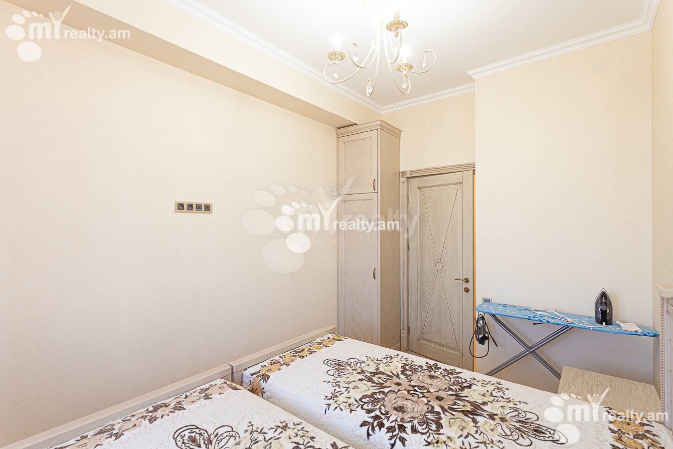 3 bedroom apartment for rent Ler. Kamsar St, Center Yerevan, 147265